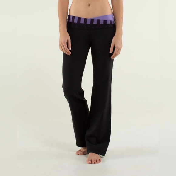 Lululemon Astro Pant Full-On Luon, Color Beautiful Baroque Deep Zinfandel Sz 10 - Picture 1 of 15